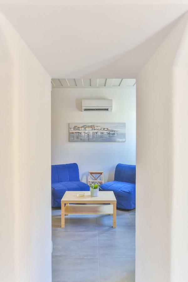 Annika Deluxe Apartments Sými Luaran gambar