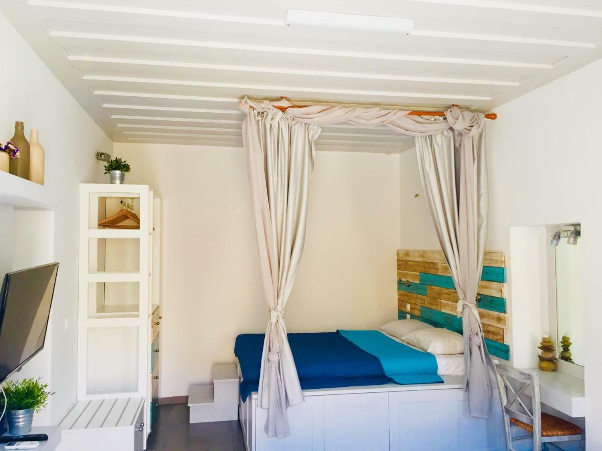 Annika Deluxe Apartments Sými Luaran gambar